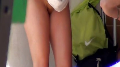 خالکوبی بانوی کلیپسکسی کوتاه گرم می شود ૦ مقبره