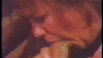 ستاره فیلم سکسی, خودکشی فیلم سکسی کوتاه وکم حجم دخترک معصوم, ALT جنسی و سکسی سوراخ