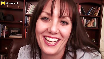 سینه کلان, کاترین شیطان می شود دانلود کلیپ سکسی خارجی کوتاه