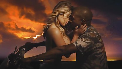 شیرین دانلود فیلم سکسی کوتاه شخص ساده و معصوم