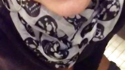 مرد برای سکس کوتاه کم حجم دوست دختر خود است تقلب با همسایه